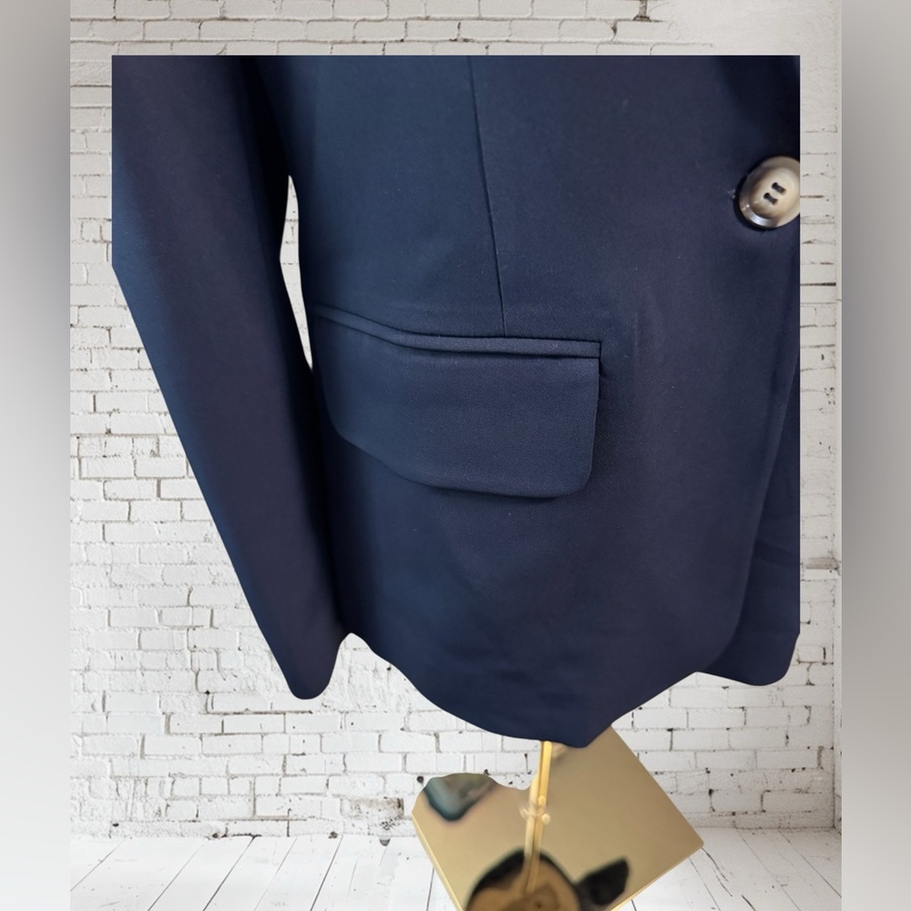 Doe & Rae Navy Lined Blazer Sz M NWOT | Rayon Blend Soft Structured Layer - Picture 4 of 6